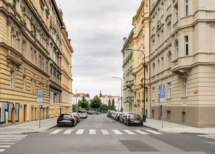 Comfortable And Cosy A Few Steps From Dancing House And Naplavka Dance *