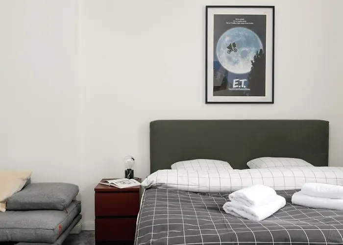 Comfortable And Cosy A Few Steps From Dancing House And Naplavka Dance
