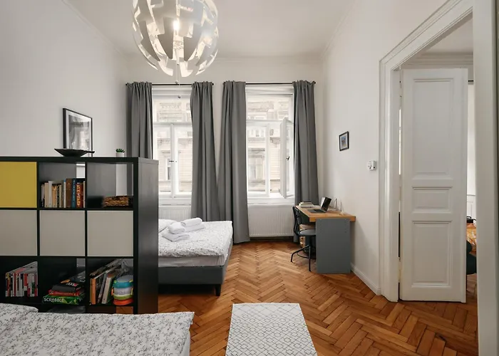 Comfortable And Cosy A Few Steps From Dancing House And Naplavka Dance * Prag