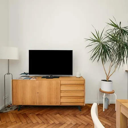 Comfortable And Cosy A Few Steps From Dancing House And Naplavka Dance Apartmán *