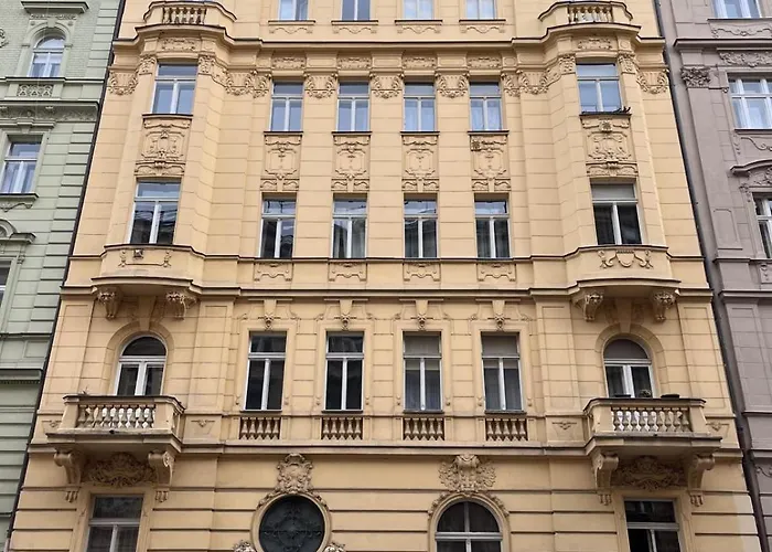 Comfortable And Cosy A Few Steps From Dancing House And Naplavka Dance Apartmán *