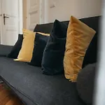 Comfortable And Cosy A Few Steps From Dancing House And Naplavka Dance Daire
