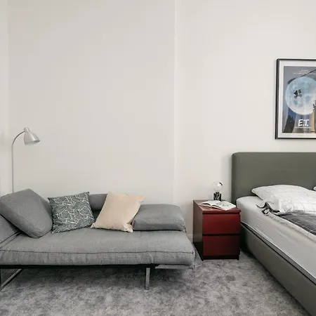 Апартаменты Comfortable And Cosy A Few Steps From Dancing House And Naplavka Dance *