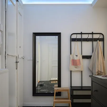 Comfortable And Cosy A Few Steps From Dancing House And Naplavka Dance *