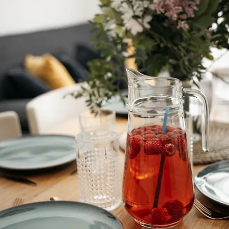 Apartment Comfortable And Cosy A Few Steps From Dancing House And Naplavka Dance